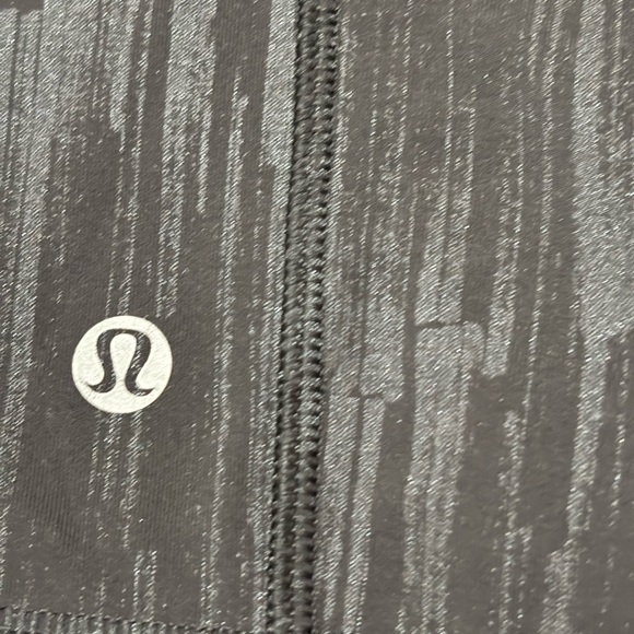 Lululemon‎ What the Sport Short *Full-On Luxtreme Scrath Match Black Multi SZ 6 - Picture 5 of 10